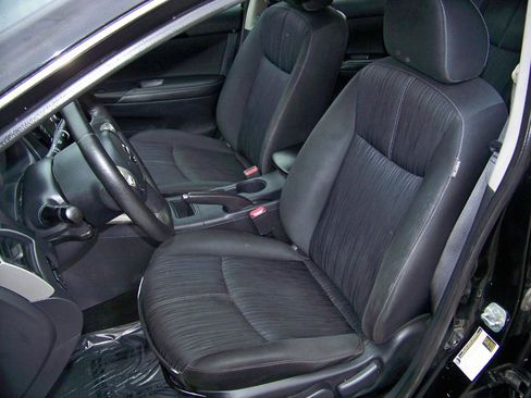 Used 2018 Nissan Sentra SV image 13