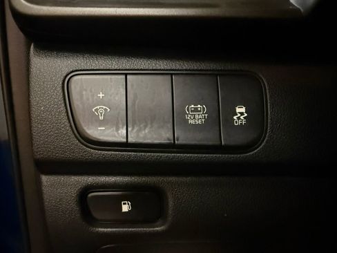 Used 2019 Kia Niro LX image 37