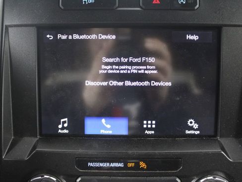 Used 2019 Ford F150 XLT w/ Trailer Tow Package image 25