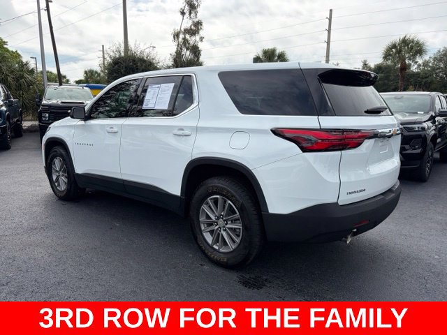Used 2023 Chevrolet Traverse LS FWD image 4