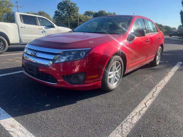 Used 2012 Ford Fusion S FWD image 1