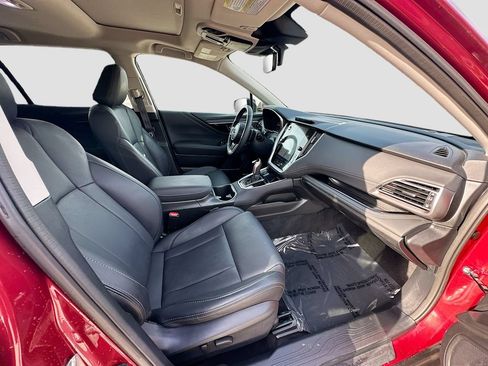 Used 2025 Subaru Outback Limited AWD/4WD image 29