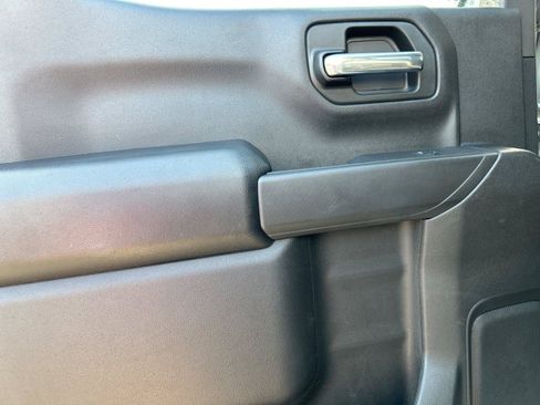 Used 2025 Chevrolet Silverado 1500 Custom w/ LPO, Dark Essentials Package AWD/4WD image 34