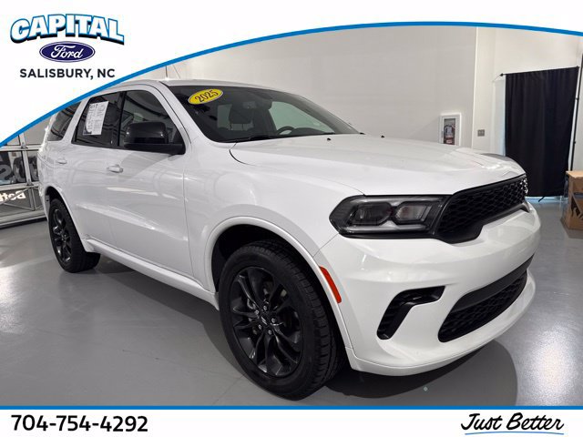 Used 2025 Dodge Durango GT AWD/4WD image 1