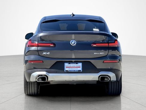 Used 2024 BMW X4 xDrive30i w/ Premium Package AWD/4WD image 4