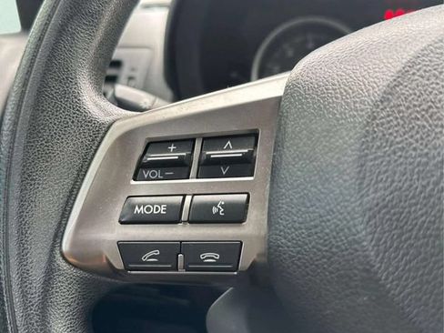 Used 2015 Subaru Forester 2.5i AWD/4WD image 28