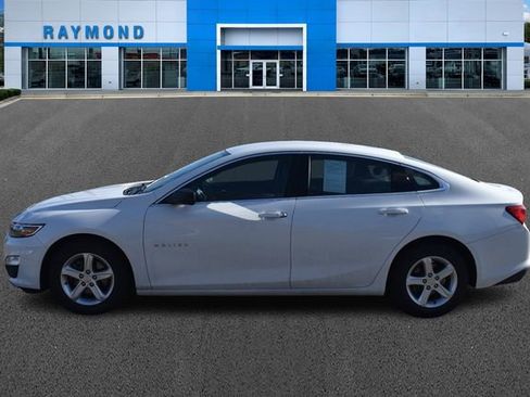 Used 2022 Chevrolet Malibu LS image 6