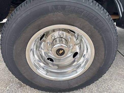 Used 2024 Ford F350 XL AWD/4WD image 10