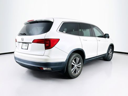 Used 2017 Honda Pilot EX image 9