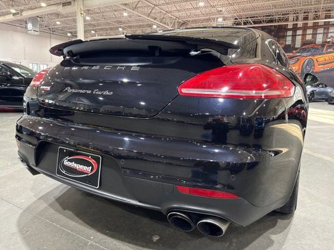 Used 2015 Porsche Panamera w/ Premium Package Plus image 43