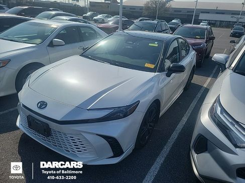 Used 2025 Toyota Camry XSE image 1