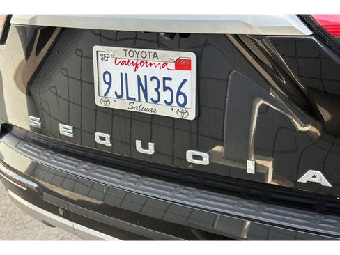 Used 2024 Toyota Sequoia Capstone AWD/4WD image 7