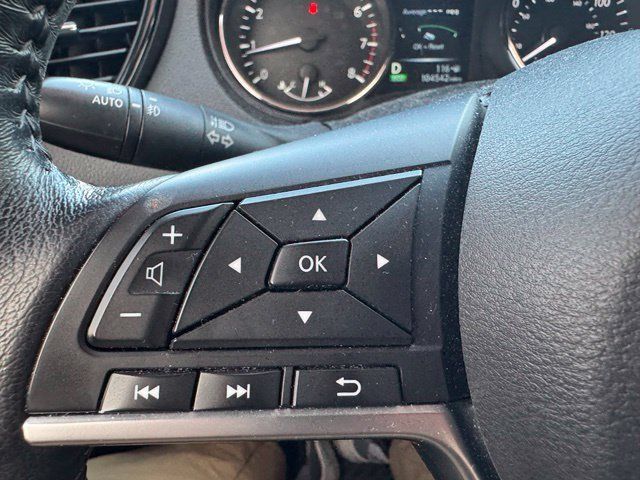 Used 2017 Nissan Rogue SL w/ SL Premium Package FWD image 24