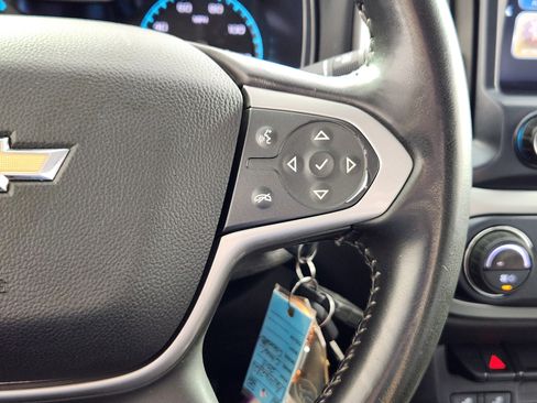 Used 2018 Chevrolet Colorado LT w/ Redline Special Edition AWD/4WD image 19