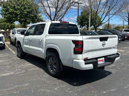 New 2026 Nissan Frontier SV w/ SV Convenience Package AWD/4WD image 3