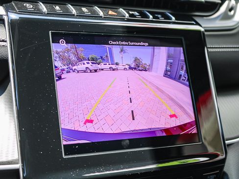 Used 2025 Jeep Grand Cherokee Altitude RWD image 27