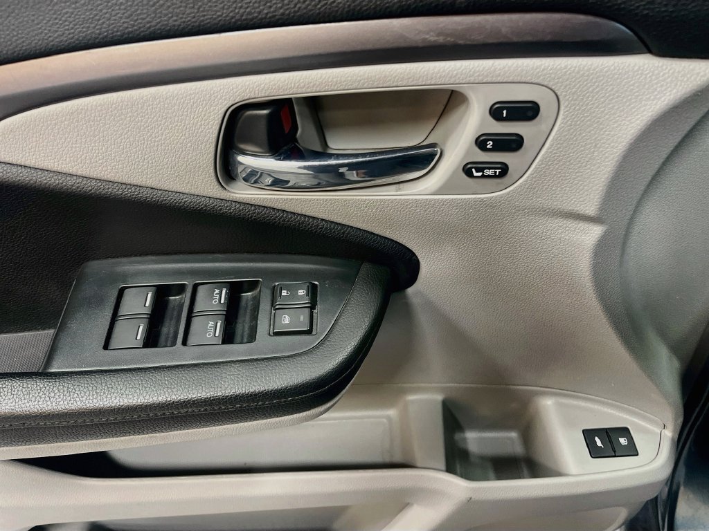 Used 2021 Honda Pilot Special Edition image 17