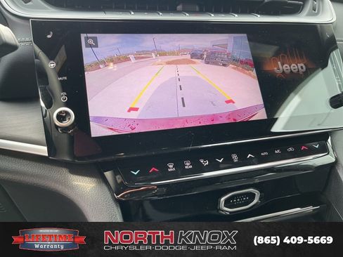 New 2026 Jeep Grand Cherokee L Limited w/ Limited Altitude Package AWD/4WD image 10