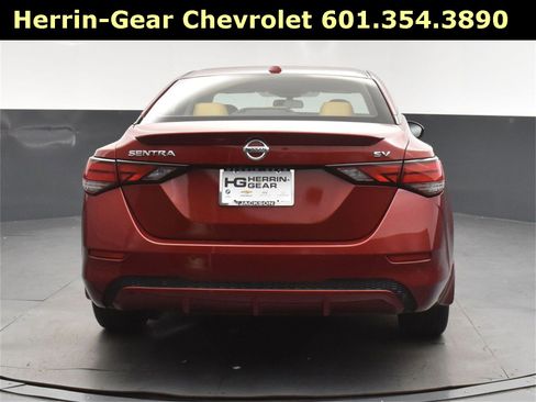 Used 2020 Nissan Sentra SV w/ SV Premium Package image 6