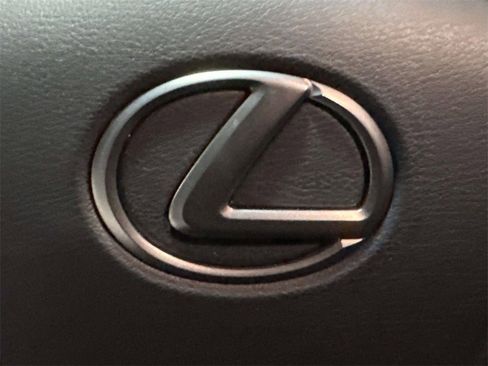 Used 2023 Lexus ES 350 w/ Premium Package image 33