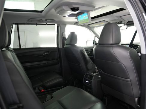 Used 2021 Honda Pilot Elite image 42