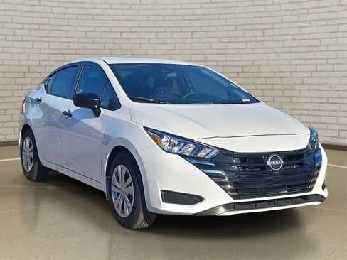 Used 2024 Nissan Versa S w/ Trunk Package image 3