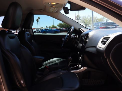 Used 2020 Jeep Compass Latitude FWD image 34