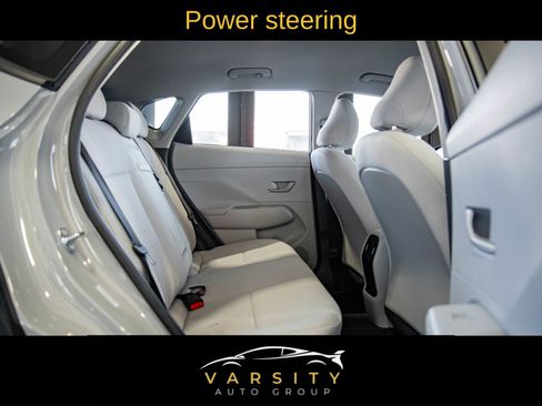 Used 2025 Hyundai Kona SEL image 17