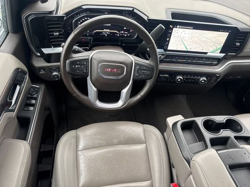 Used 2025 GMC Sierra 1500 SLT AWD/4WD image 15