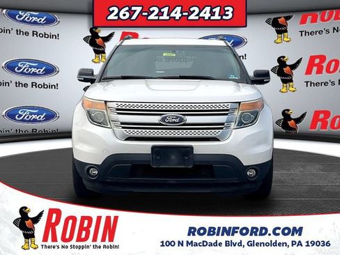 Used 2014 Ford Explorer XLT w/ Equipment Group 202A AWD/4WD image 2