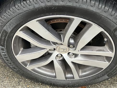 Used 2016 Honda Pilot Elite image 22