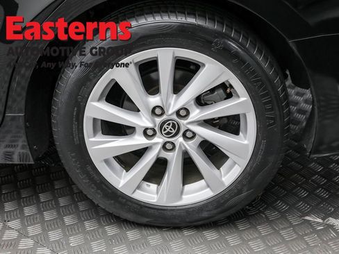 Used 2023 Toyota Camry LE image 8