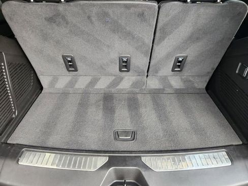 Used 2022 Chevrolet Tahoe Z71 w/ Luxury Package image 31