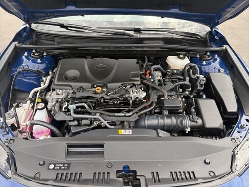 Used 2025 Toyota Camry SE FWD image 20