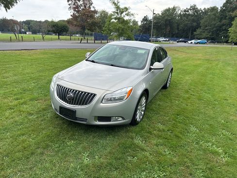 Used 2011 Buick Regal CXL FWD image 7