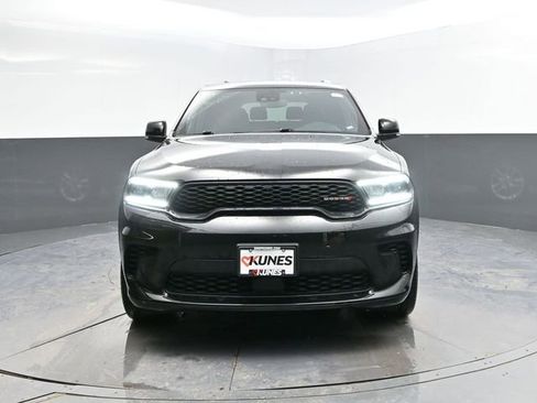 Used 2024 Dodge Durango GT image 2