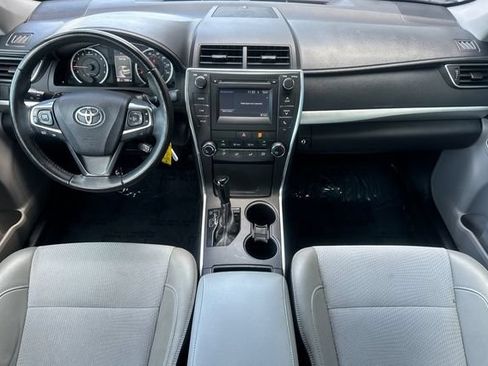 Certified 2017 Toyota Camry SE FWD image 17