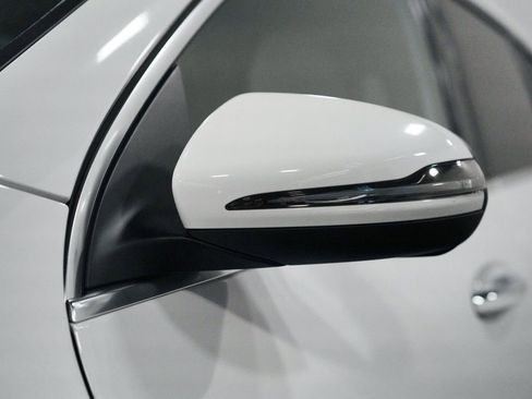 Used 2023 Mercedes-Benz GLA 250 4MATIC image 39