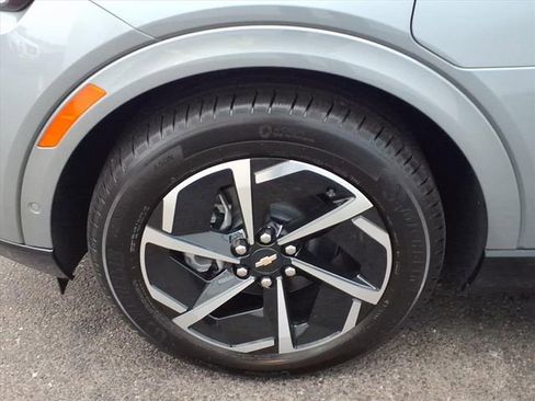 Used 2024 Chevrolet Equinox EV LT w/ Active Safety Package 3 image 8