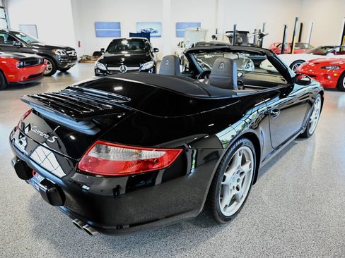 Used 2007 Porsche 911 Carrera S RWD image 5
