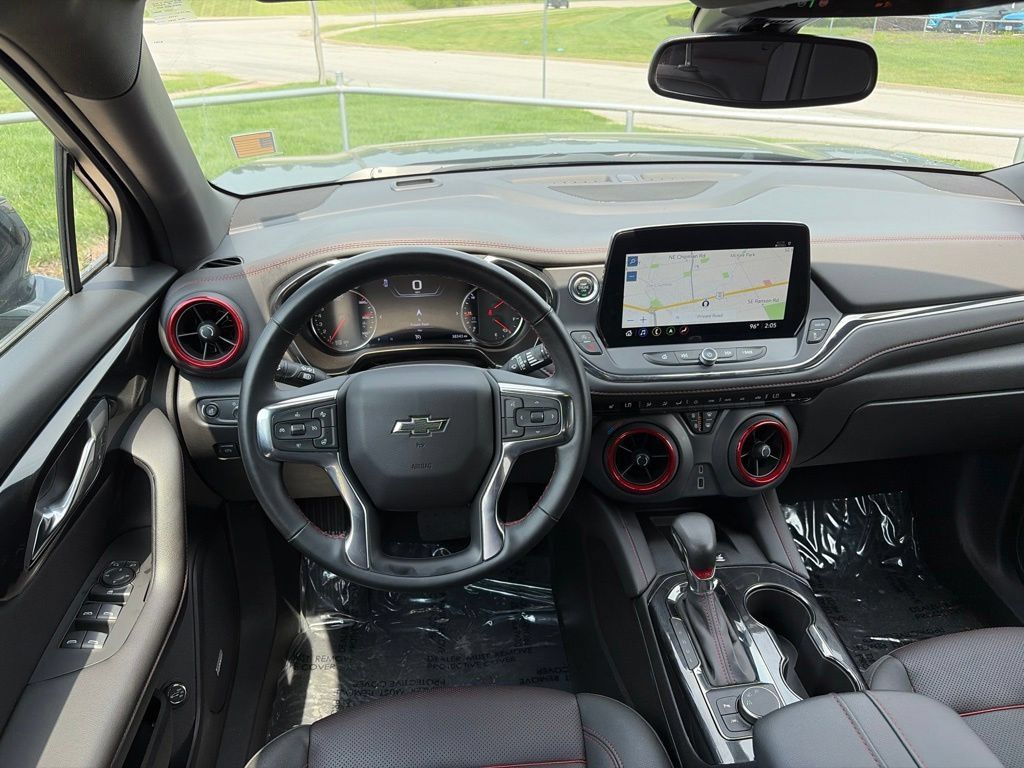 Used 2025 Chevrolet Blazer RS FWD image 47