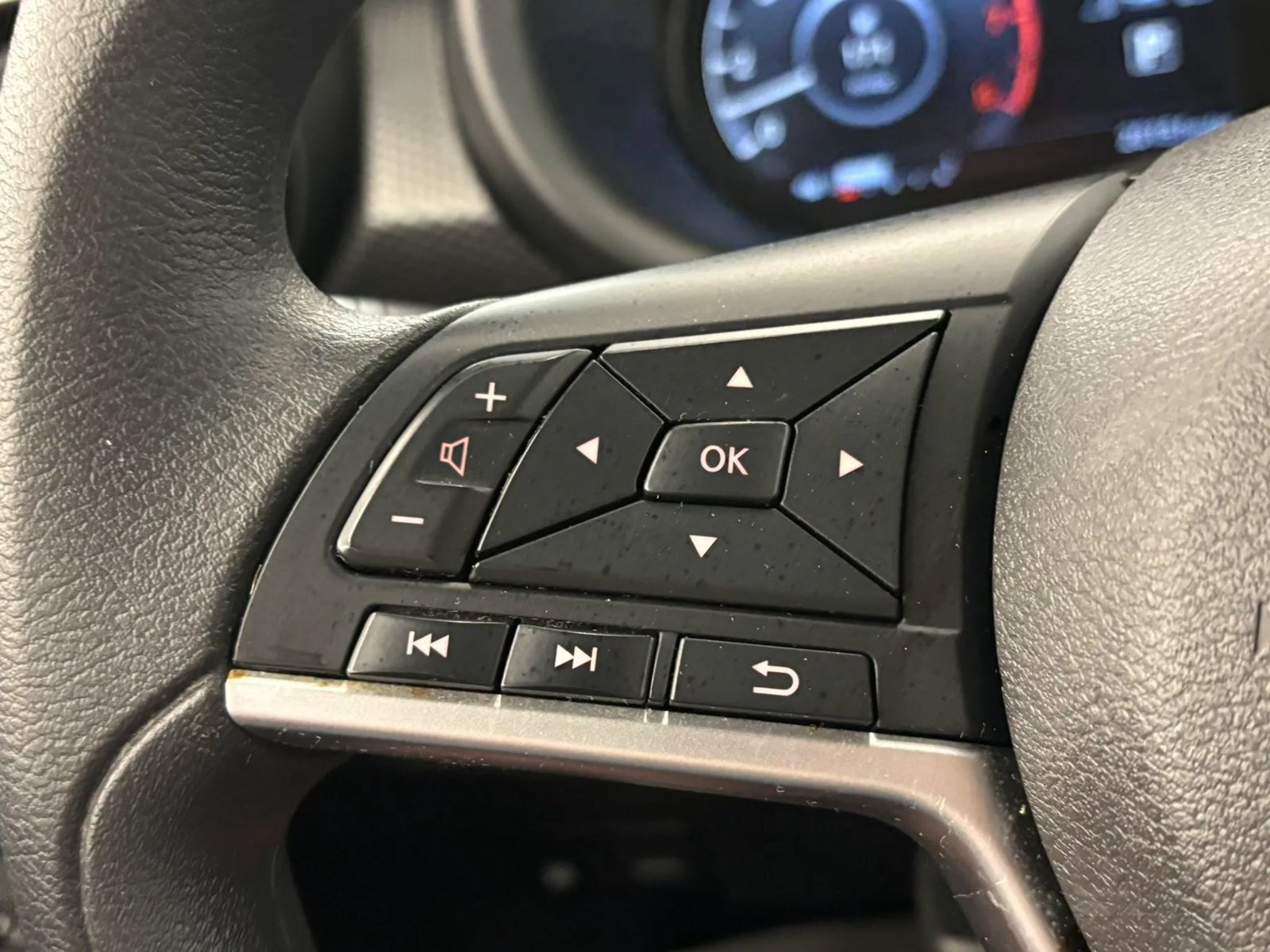 Used 2021 Nissan Kicks SV FWD image 42