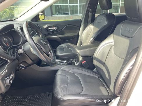 Used 2021 Jeep Cherokee Latitude Lux image 9