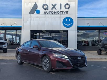 Used 2023 Nissan Altima 2.5 SV