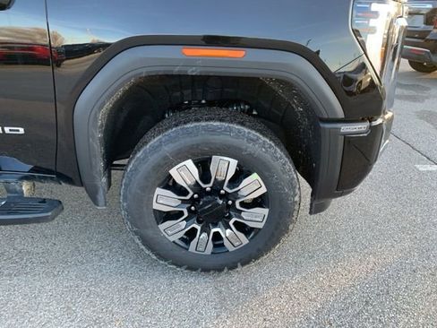 New 2026 GMC Sierra 2500 Denali w/ Denali Reserve Package image 2