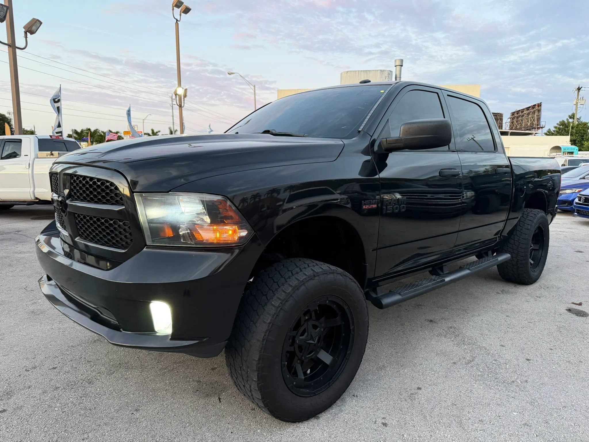 Used 2016 RAM 1500 Express w/ Black Ram 1500 Express Group RWD image 1
