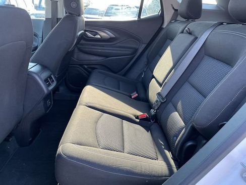 Used 2024 GMC Terrain SLE image 24