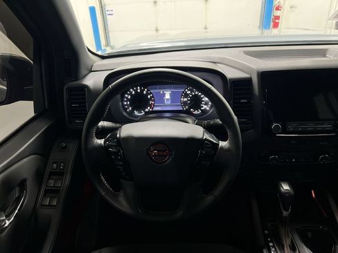Used 2024 Nissan Frontier Pro-X RWD image 11