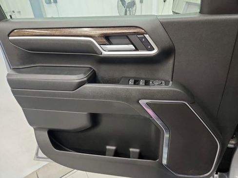 Used 2023 GMC Sierra 1500 Elevation w/ X31 Off-Road Package AWD/4WD image 27