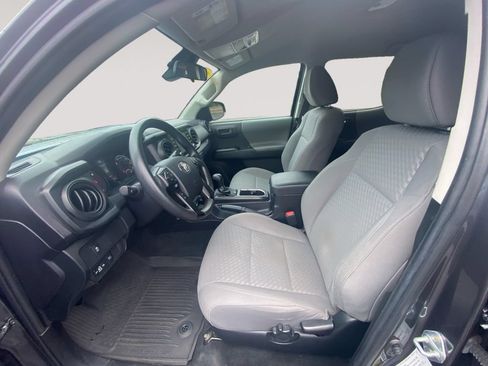Used 2023 Toyota Tacoma SR AWD/4WD image 9